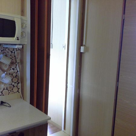 Utulny Privat Apartment Velky Meder Ngoại thất bức ảnh