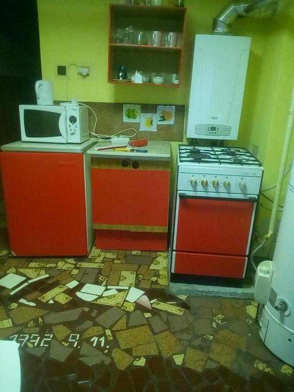 Utulny Privat Apartment Velky Meder Ngoại thất bức ảnh